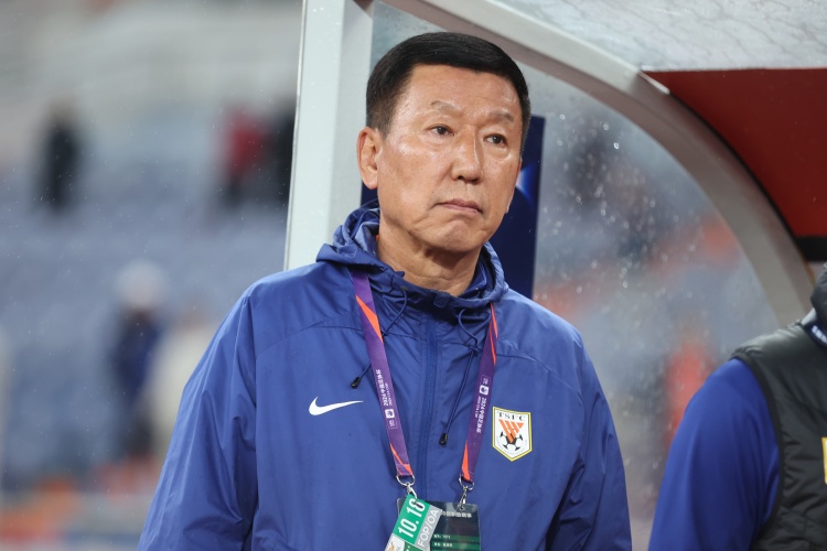 記者：泰山隊7日恢復訓練，間歇期后有望同時安排五外援首發